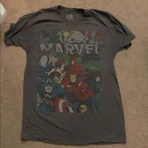 Marvel Design / Logo T-Shirt !